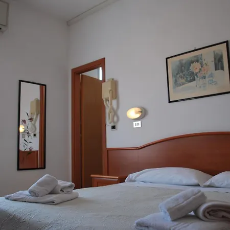Hotel Villa Verde Hotel 3*
