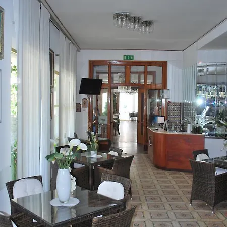 فندق Hotel Villa Verde San Mauro Mare