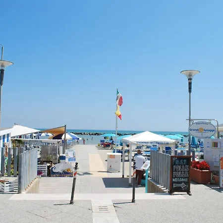 Hotel Villa Verde فندق San Mauro Mare