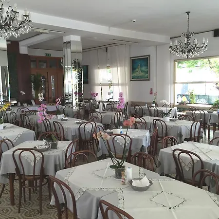 فندق Hotel Villa Verde