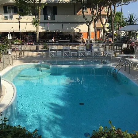 Hotel Villa Verde فندق San Mauro Mare