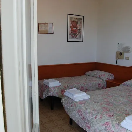Hotel Villa Verde فندق